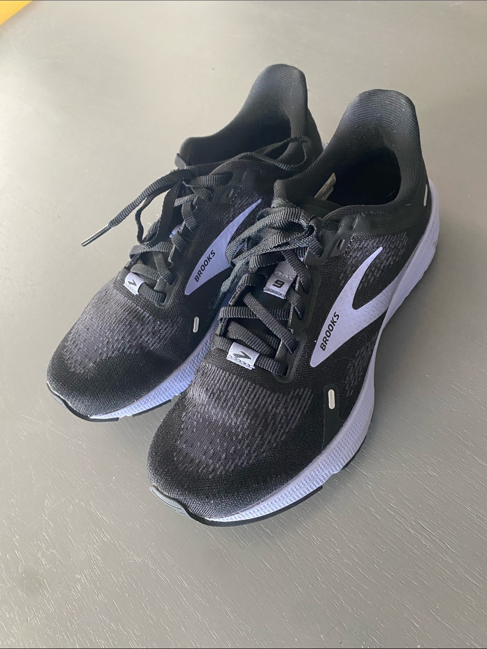 Brooks Launch 9 Lavender and Black Sneakers